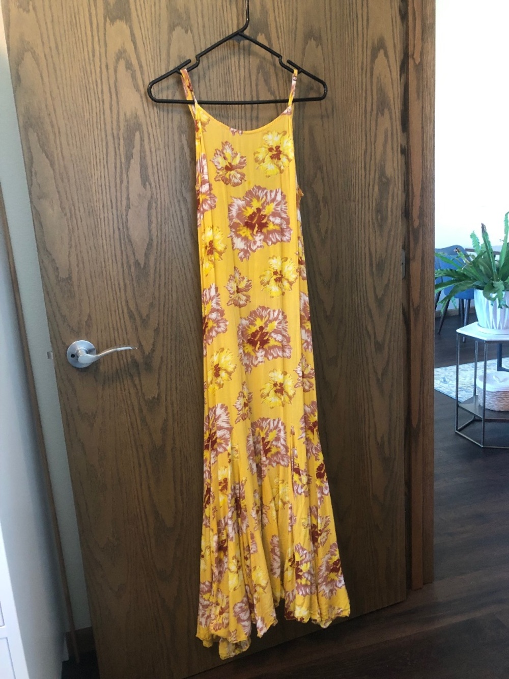 Alohiwai long trumpet style hau dress